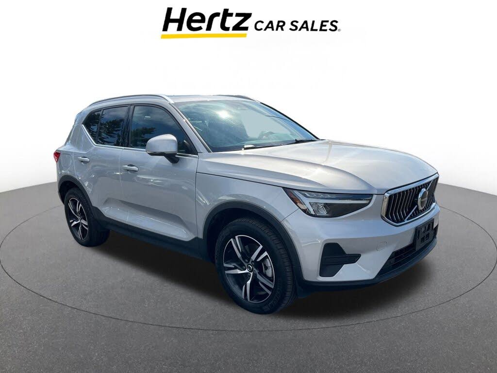 2024 Volvo XC40