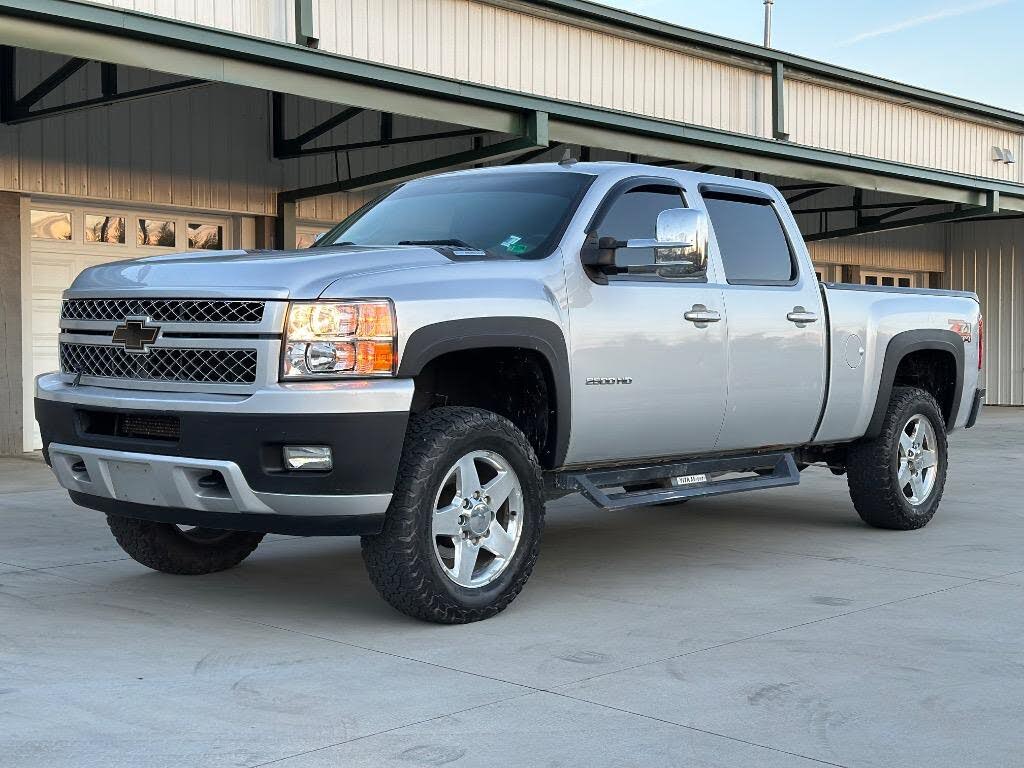 2014 Chevrolet Silverado 2500HD LTZ Crew Cab 4WD