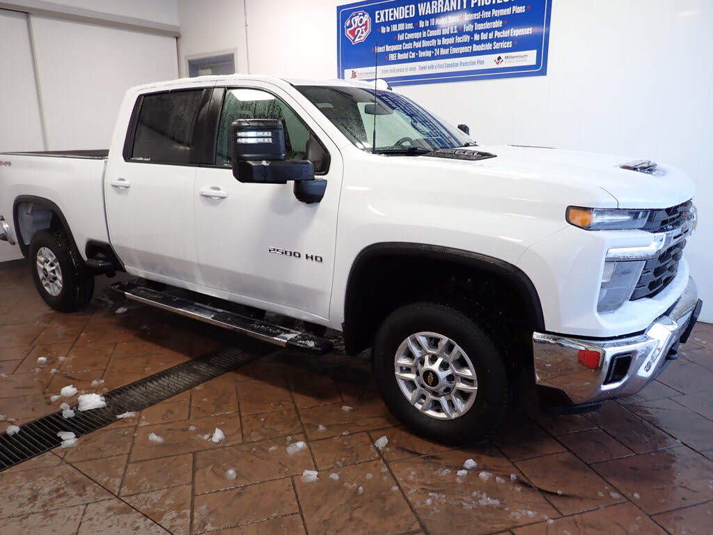 Chevrolet Silverado 2500HD LT Crew Cab 4WD 2024