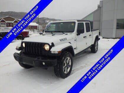 2022 Jeep Gladiator Willys Crew Cab 4WD