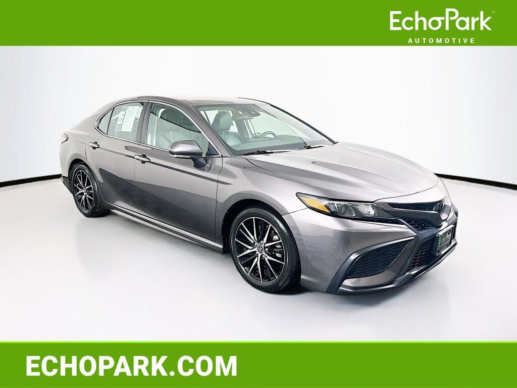 2023 Toyota Camry SE FWD
