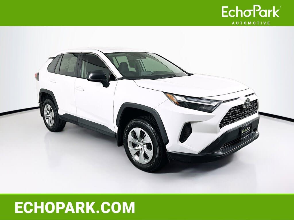 2023 Toyota RAV4 LE FWD