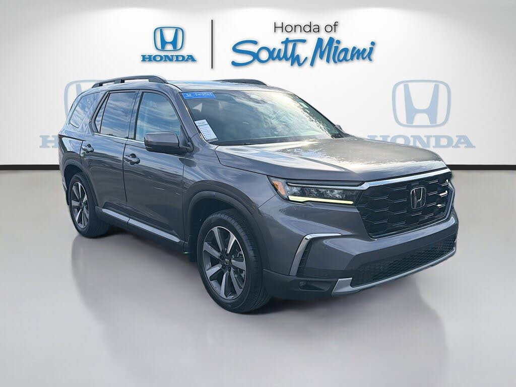 2024 Honda Pilot Touring FWD