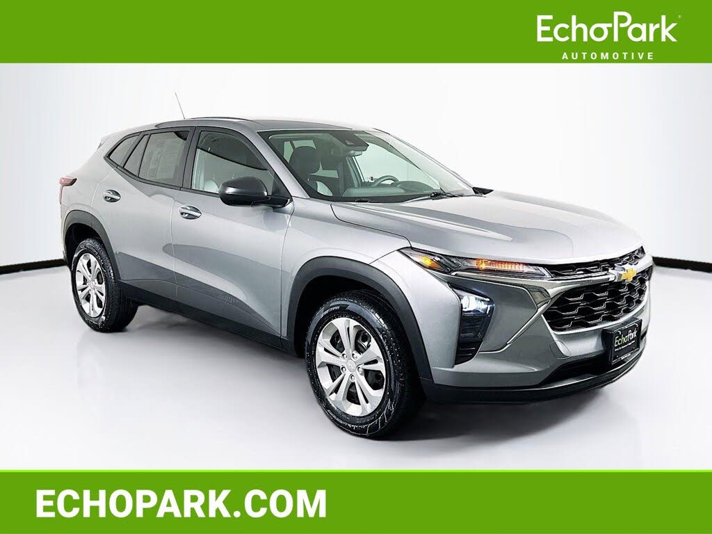 2024 Chevrolet Trax LS FWD