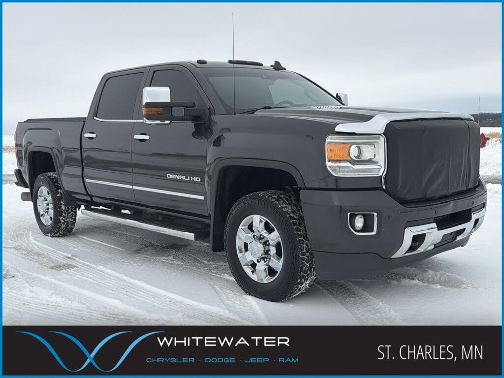 2015 GMC Sierra 3500HD Denali Crew Cab LB DRW 4WD