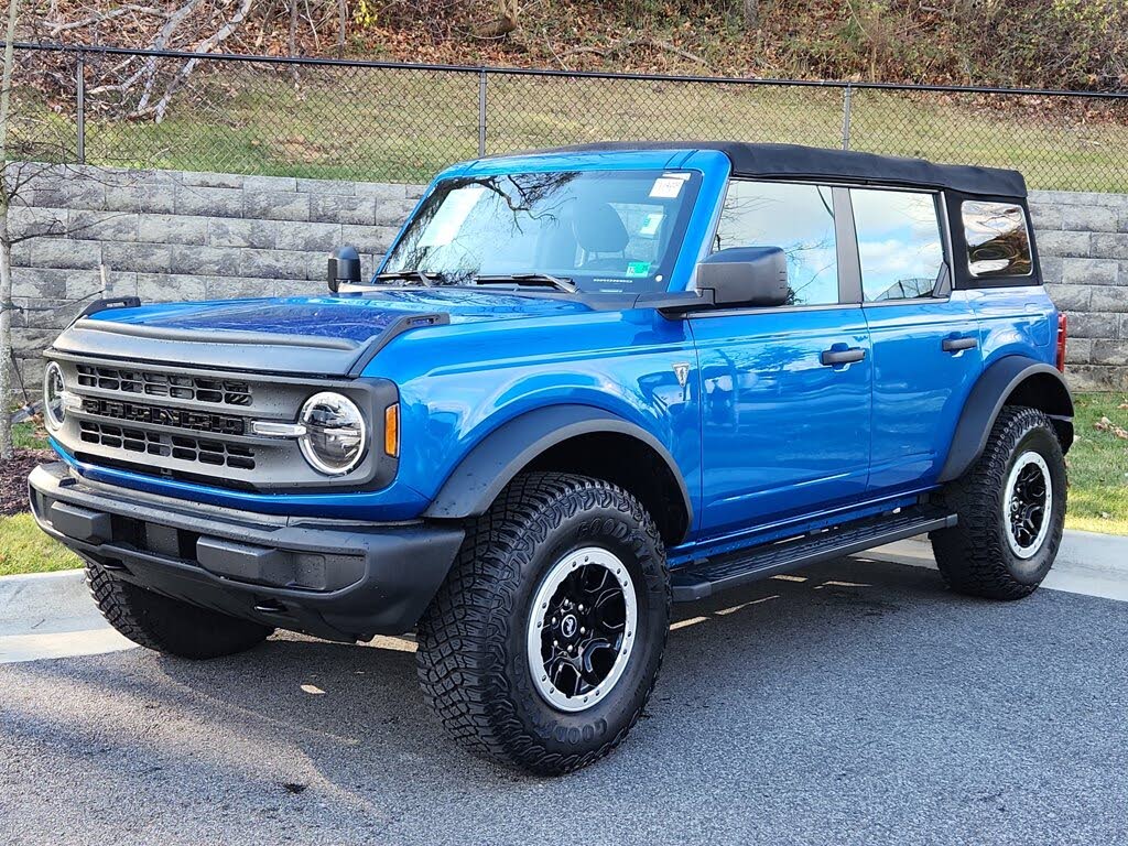 2022 Ford Bronco Advanced 4-Door 4WD