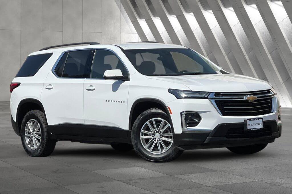 2023 Chevrolet Traverse LT Cloth FWD