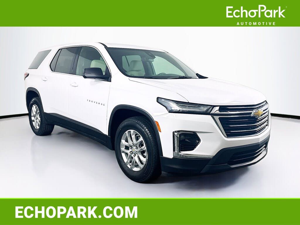 2023 Chevrolet Traverse LS FWD