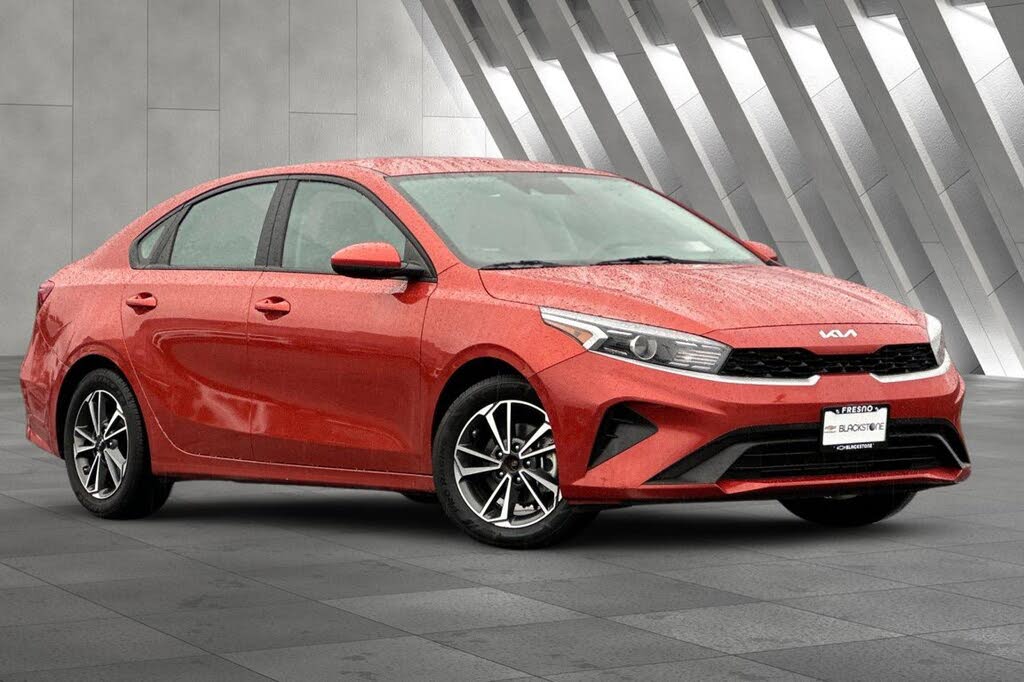 2023 Kia Forte LXS FWD