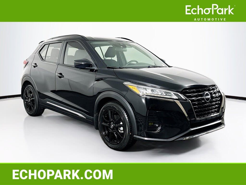 2023 Nissan Kicks SR FWD