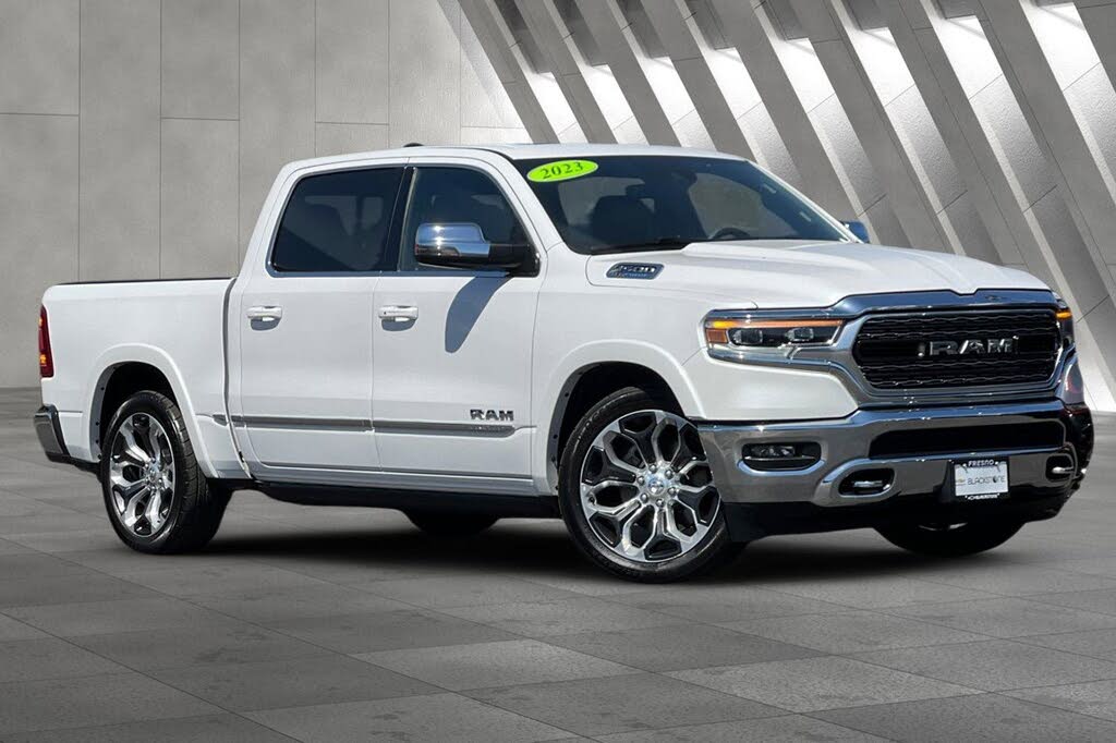 2023 RAM 1500 Limited Crew Cab 4WD