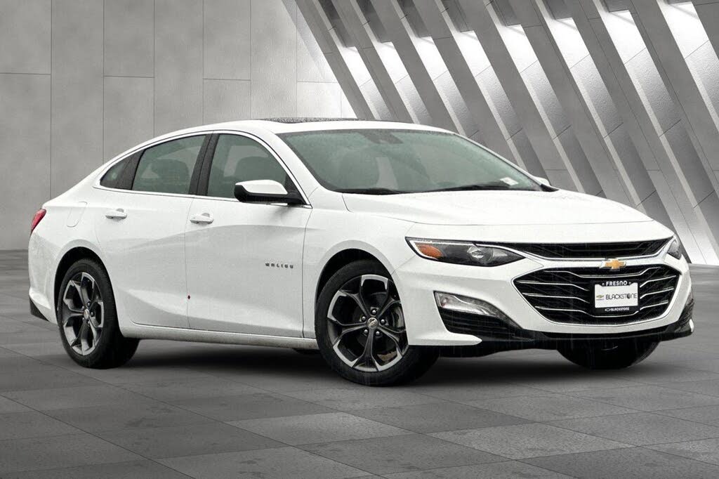 2024 Chevrolet Malibu LT with 1LT FWD