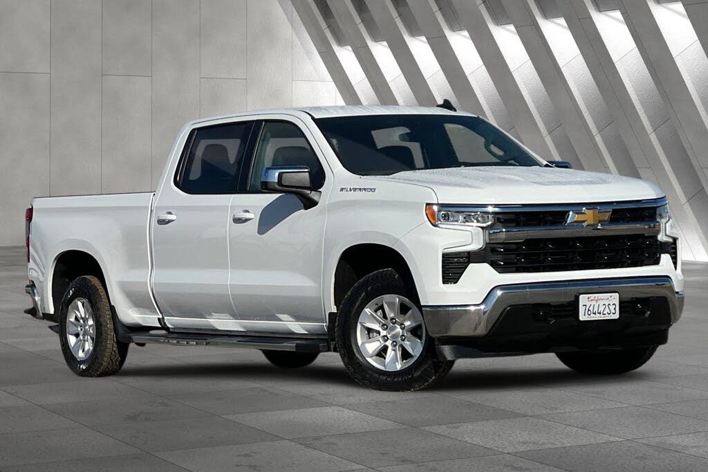 2024 Chevrolet Silverado 1500 LT Crew Cab 4WD