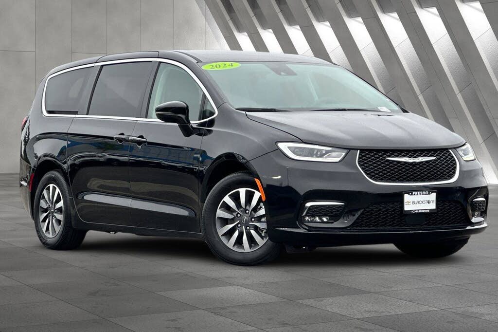 2024 Chrysler Pacifica Hybrid Select FWD