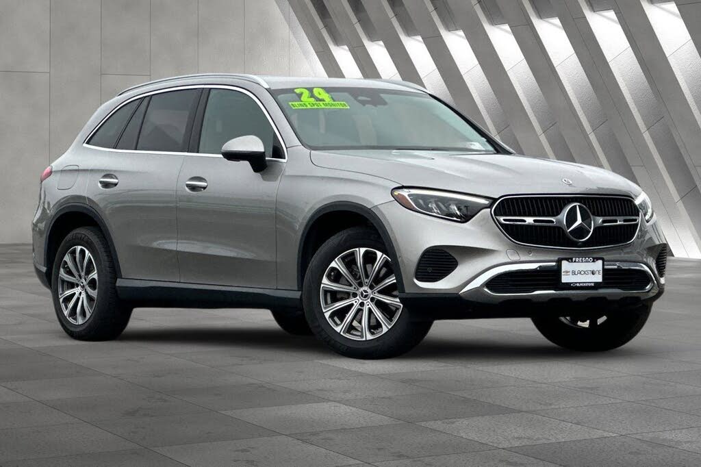 2024 Mercedes-Benz GLC 300 RWD