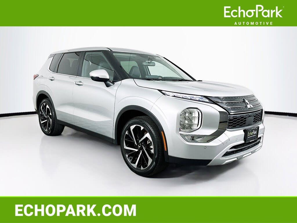 2024 Mitsubishi Outlander SE FWD