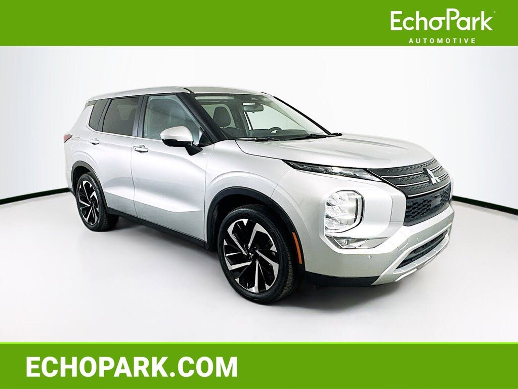 2024 Mitsubishi Outlander SE FWD