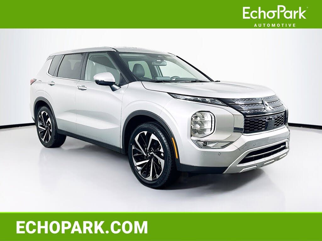 2024 Mitsubishi Outlander SE FWD