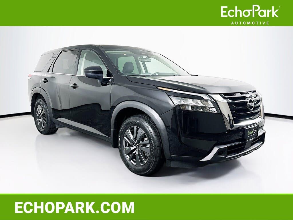 2024 Nissan Pathfinder S 4WD