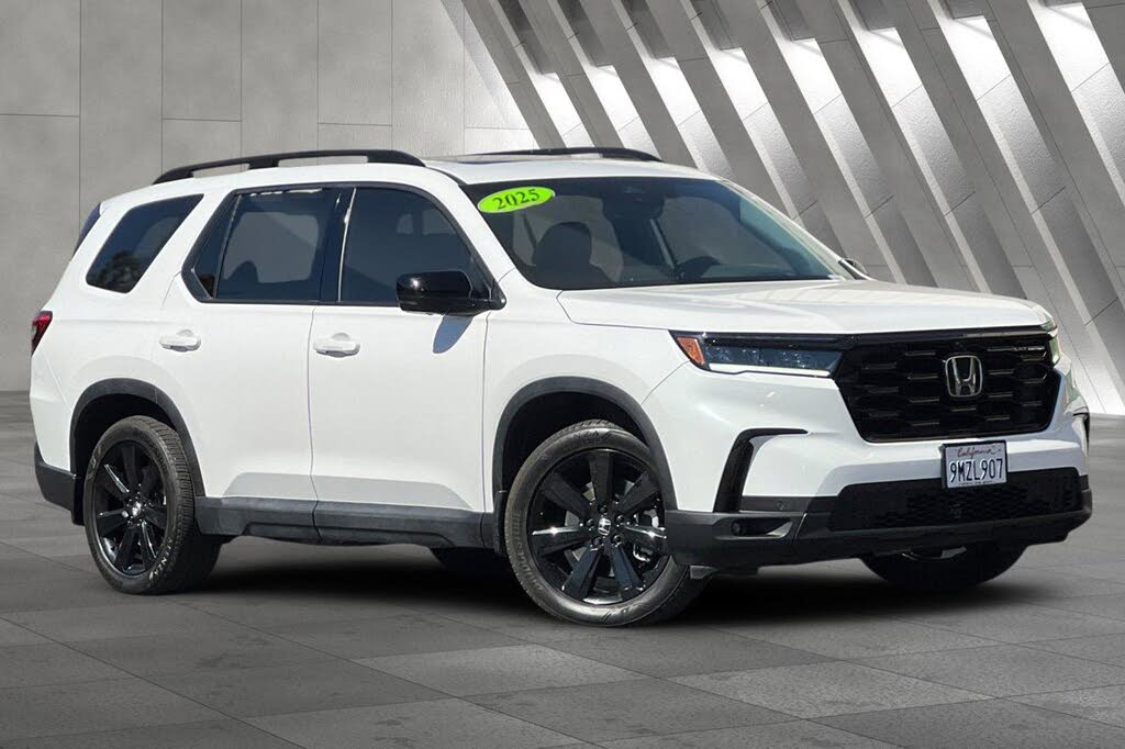2025 Honda Pilot Black Edition AWD