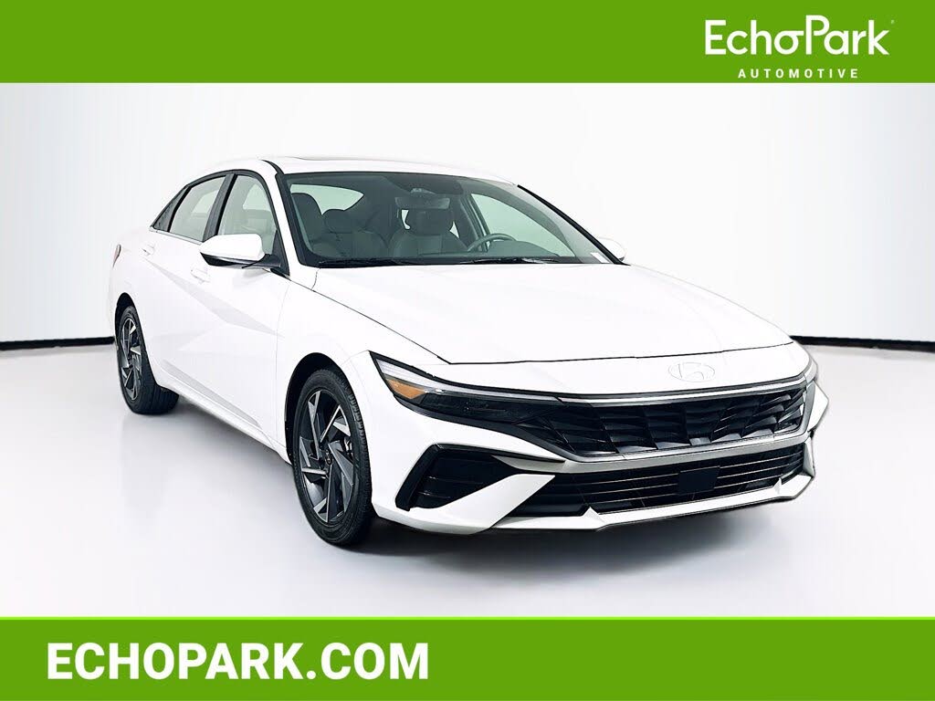 2025 Hyundai Elantra SEL Convenience FWD