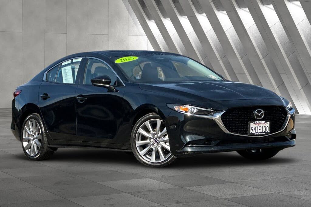 2025 Mazda MAZDA3 2.5 S Preferred Sedan FWD