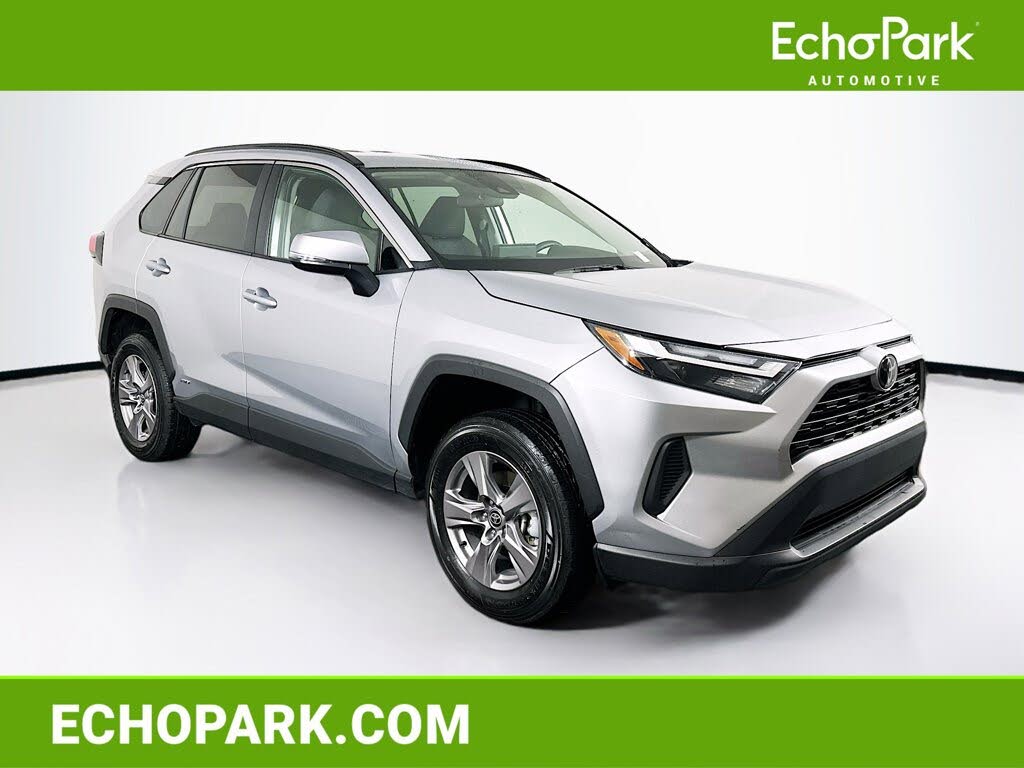 2025 Toyota RAV4 Hybrid XLE AWD