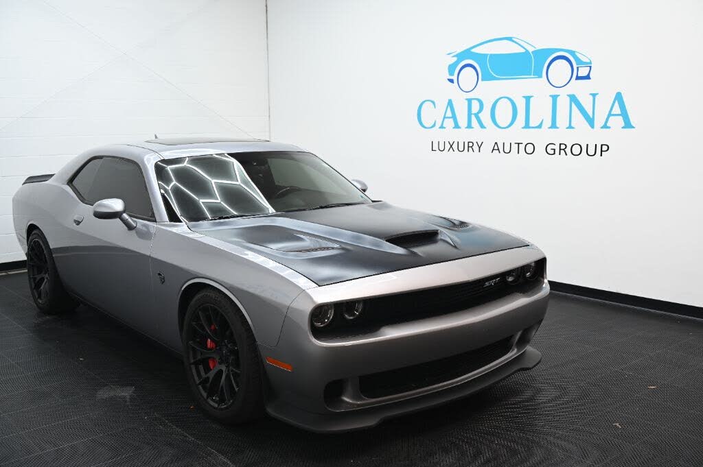 2015 Dodge Challenger SRT Hellcat RWD