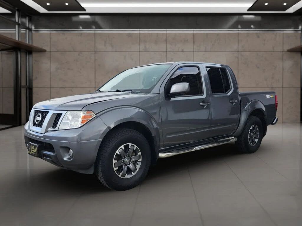 2017 Nissan Frontier PRO-4X Crew Cab 4WD