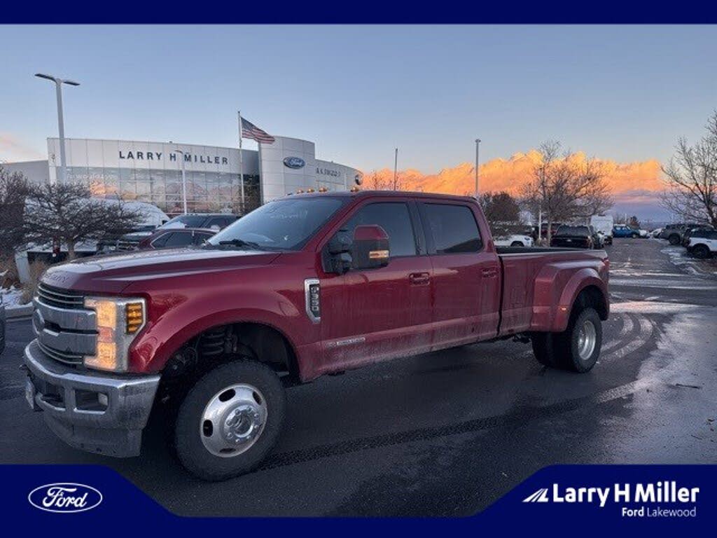 2018 Ford F-350 Super Duty Lariat Crew Cab LB DRW 4WD