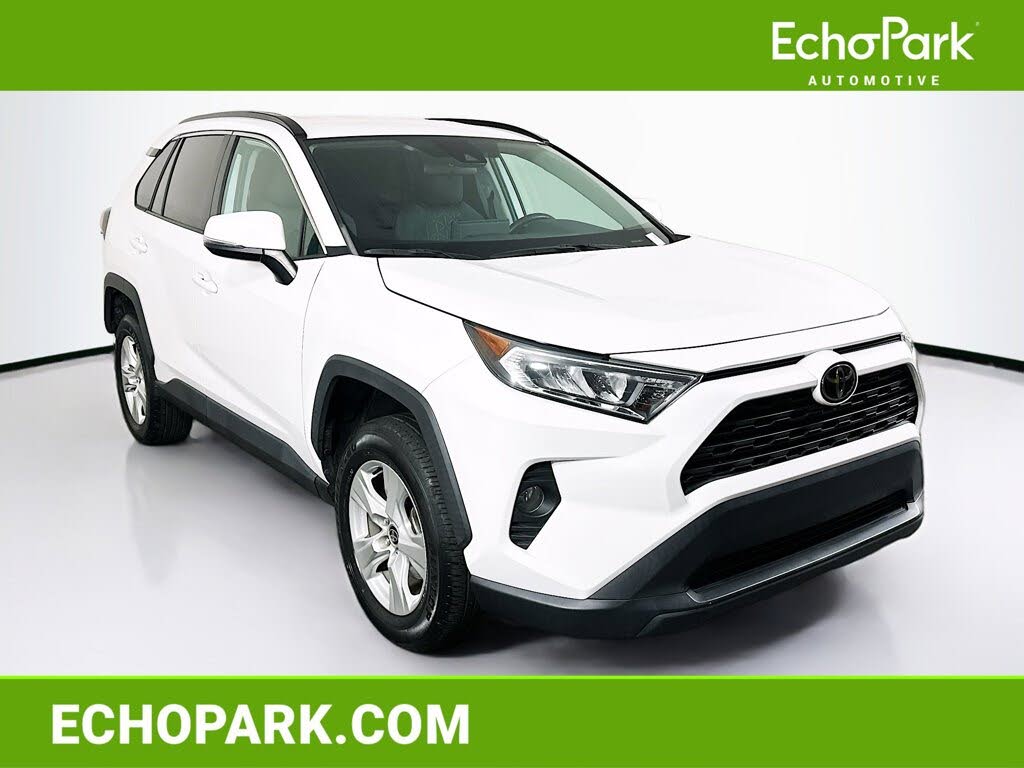 2021 Toyota RAV4 XLE FWD