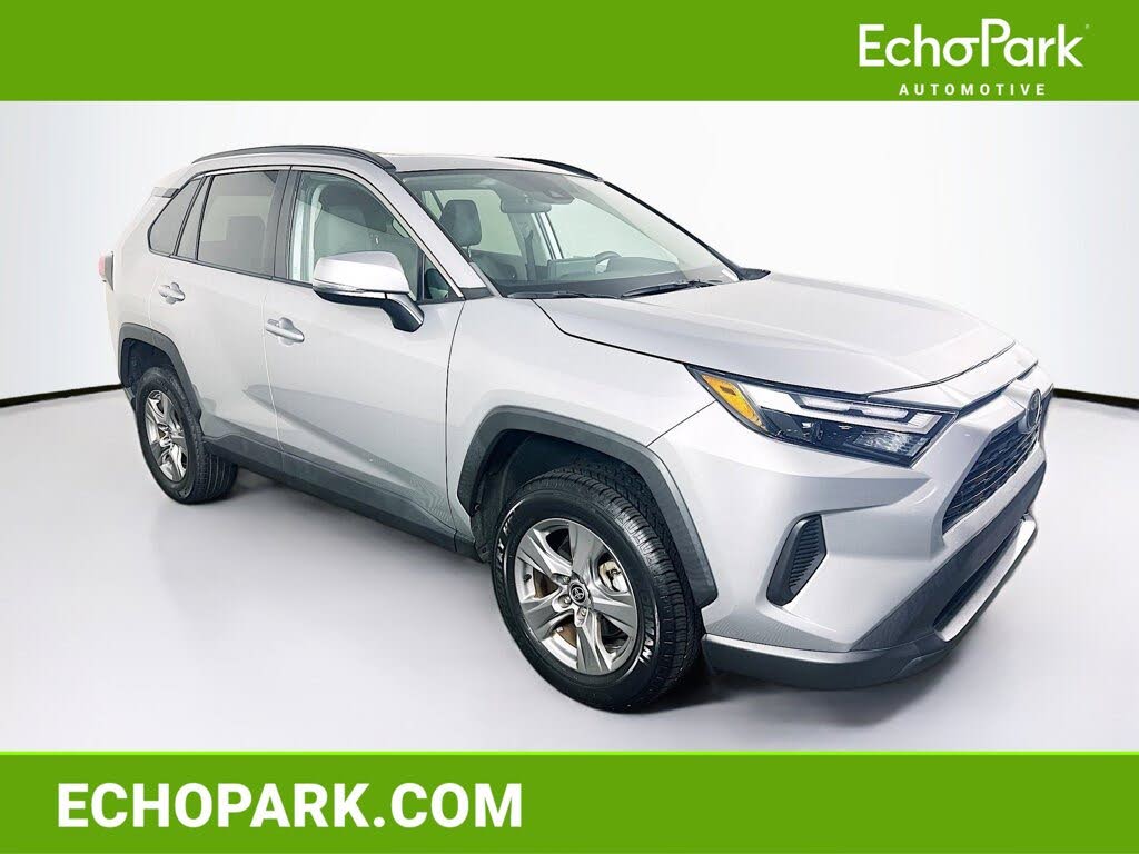 2022 Toyota RAV4 XLE FWD