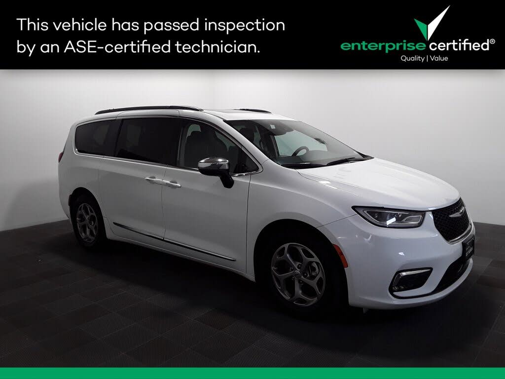 2023 Chrysler Pacifica Limited FWD