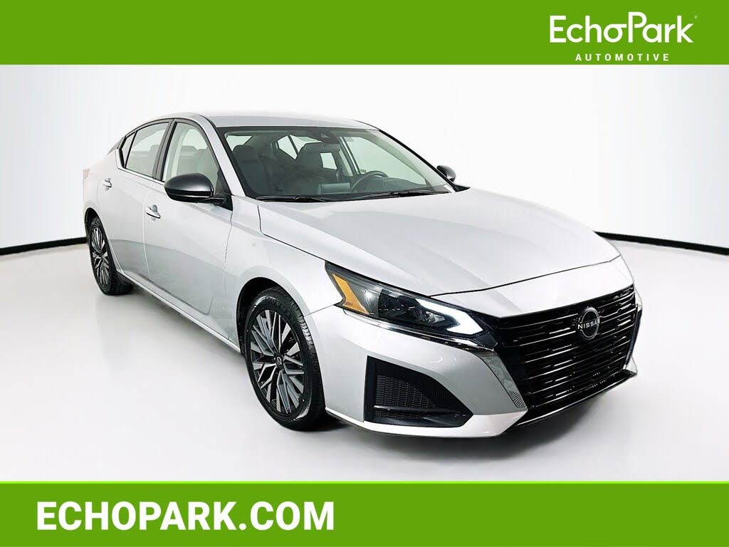 2024 Nissan Altima 2.5 SV FWD