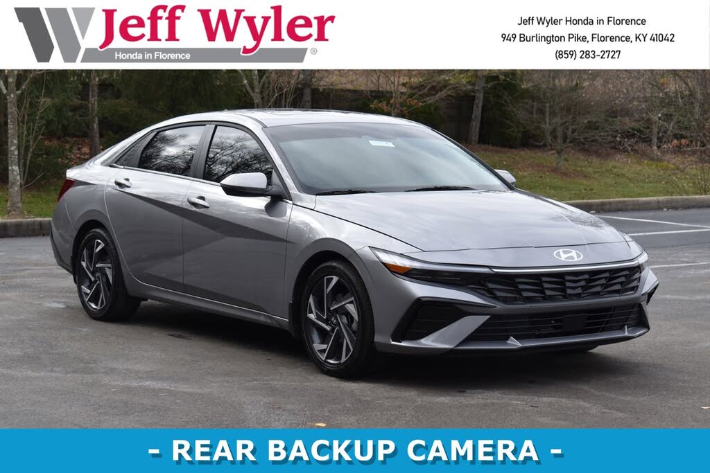 2025 Hyundai Elantra Limited FWD