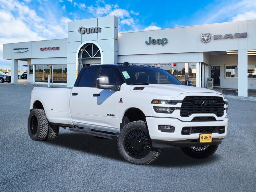 2026 RAM 3500 Lone Star Crew Cab LB DRW 4WD