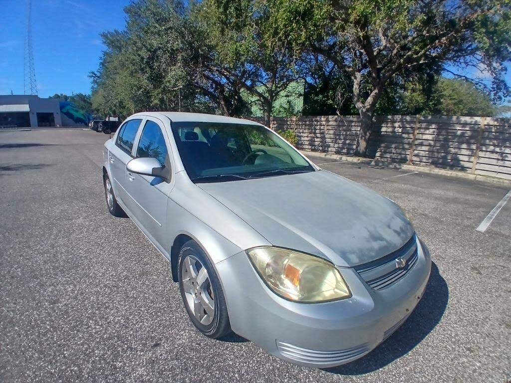 2010 Chevrolet Cobalt 1LT Sedan FWD