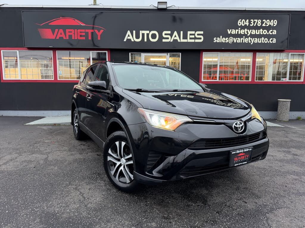 Toyota RAV4 LE AWD 2016