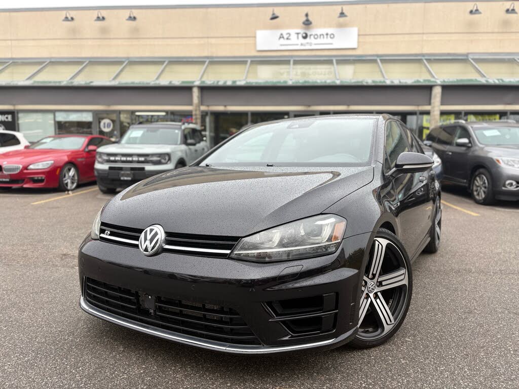 2016 Volkswagen Golf R 4-Door AWD
