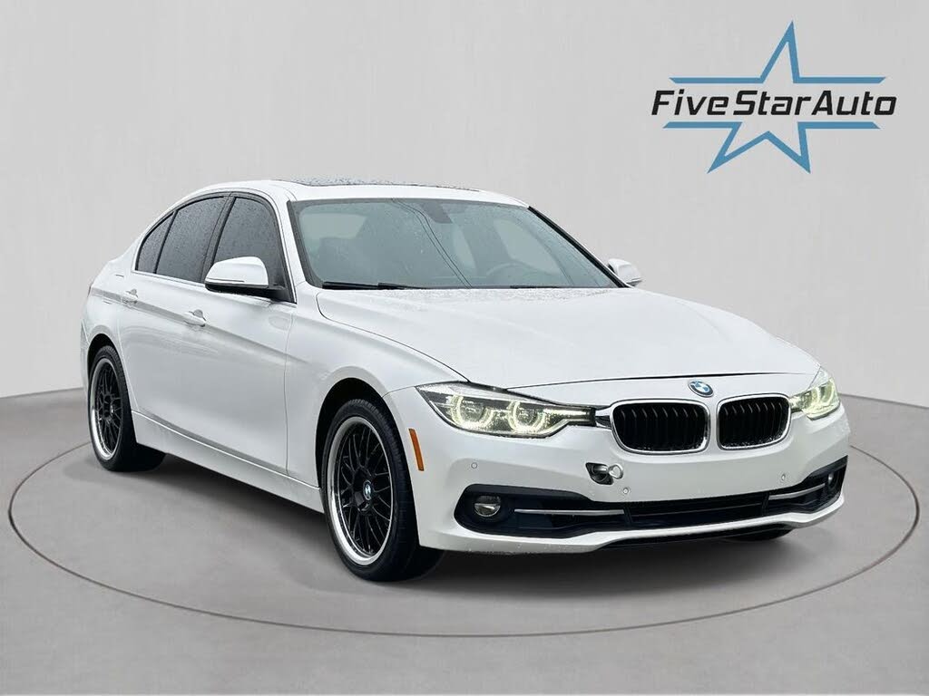 2017 BMW 3 Series 330i Sedan RWD