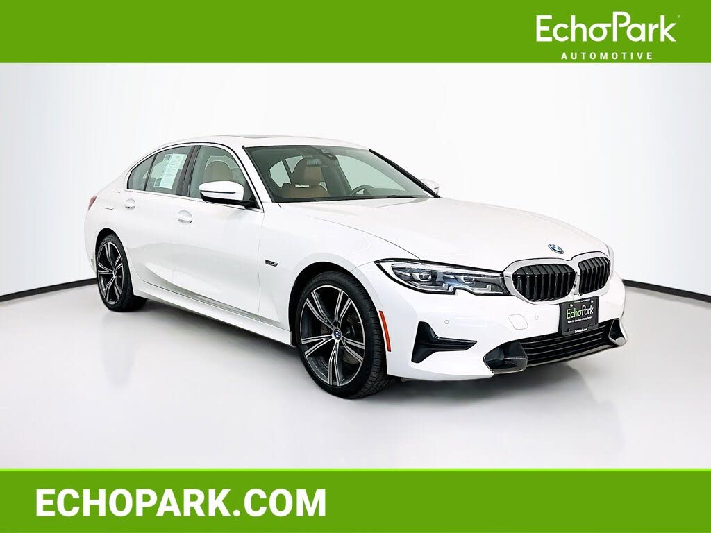 2022 BMW 3 Series 330e xDrive Hybrid Plug-in AWD