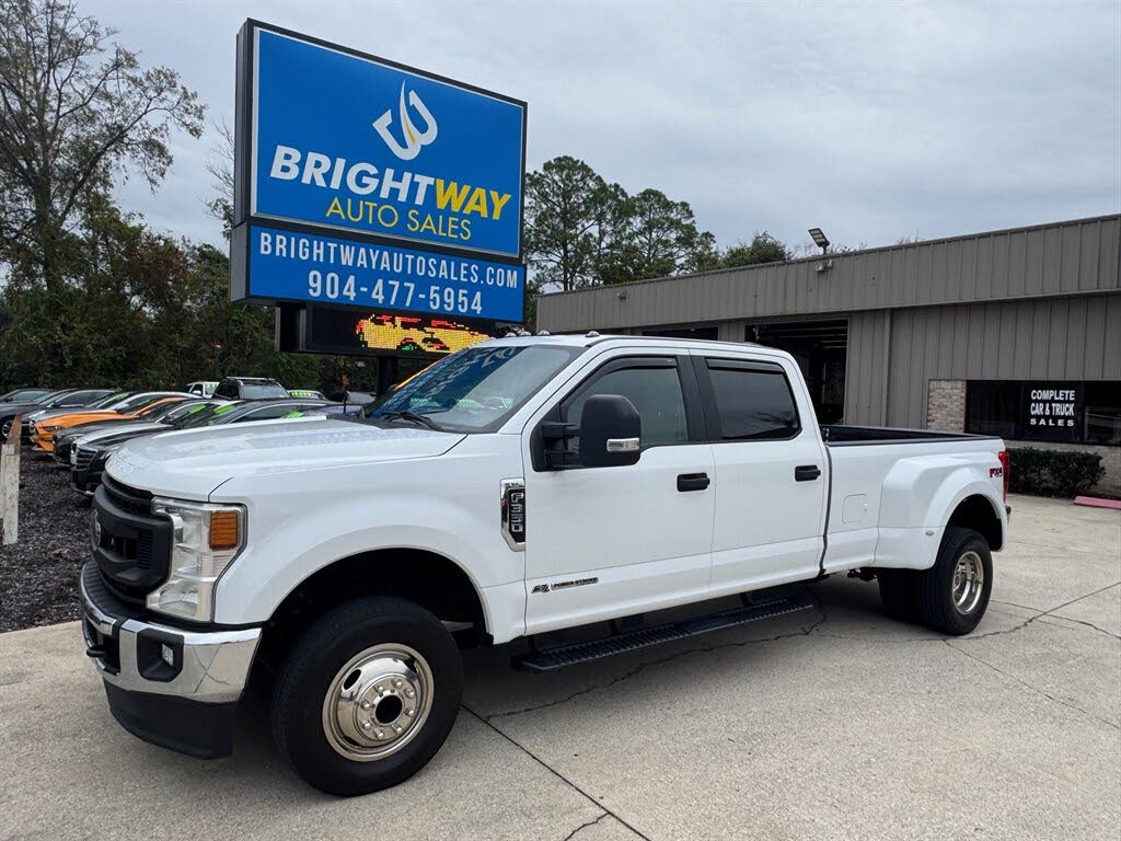 2022 Ford F-350 Super Duty XL Crew Cab LB DRW 4WD