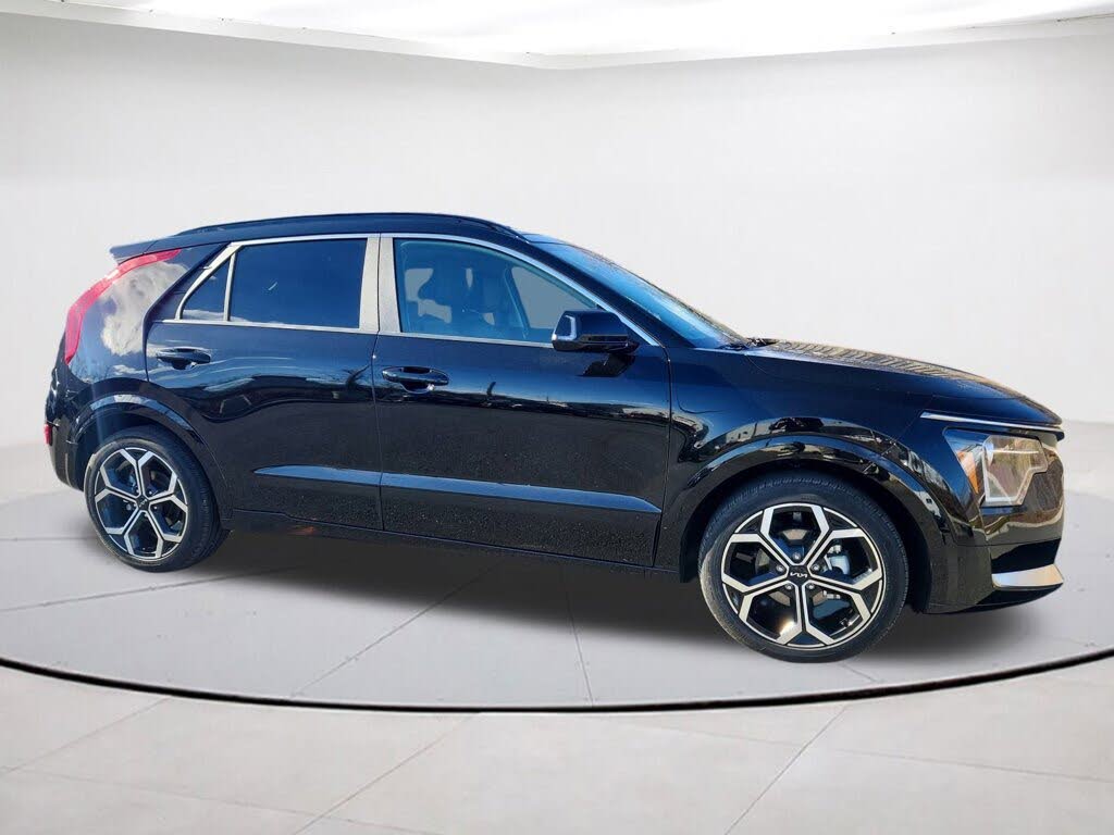 2024 Kia Niro EX Touring FWD