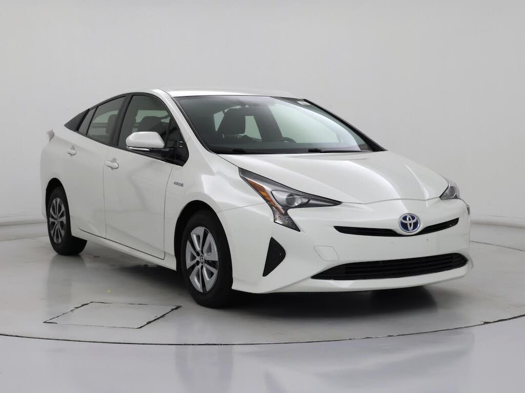 2016 Toyota Prius Three FWD