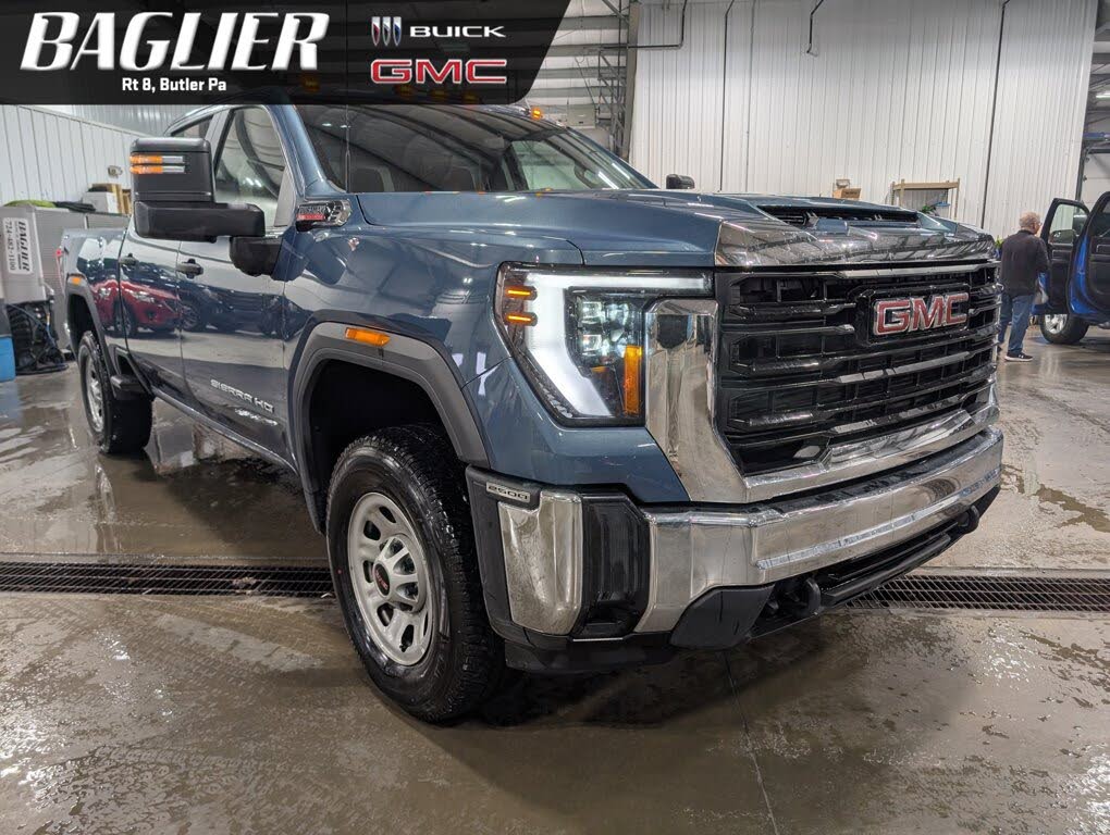 2024 GMC Sierra 2500HD Pro Crew Cab 4WD