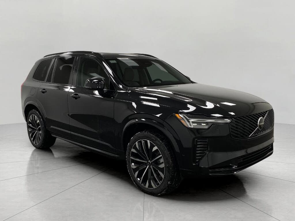 2026 Volvo XC90 B6 Ultra Dark 7-Passenger AWD