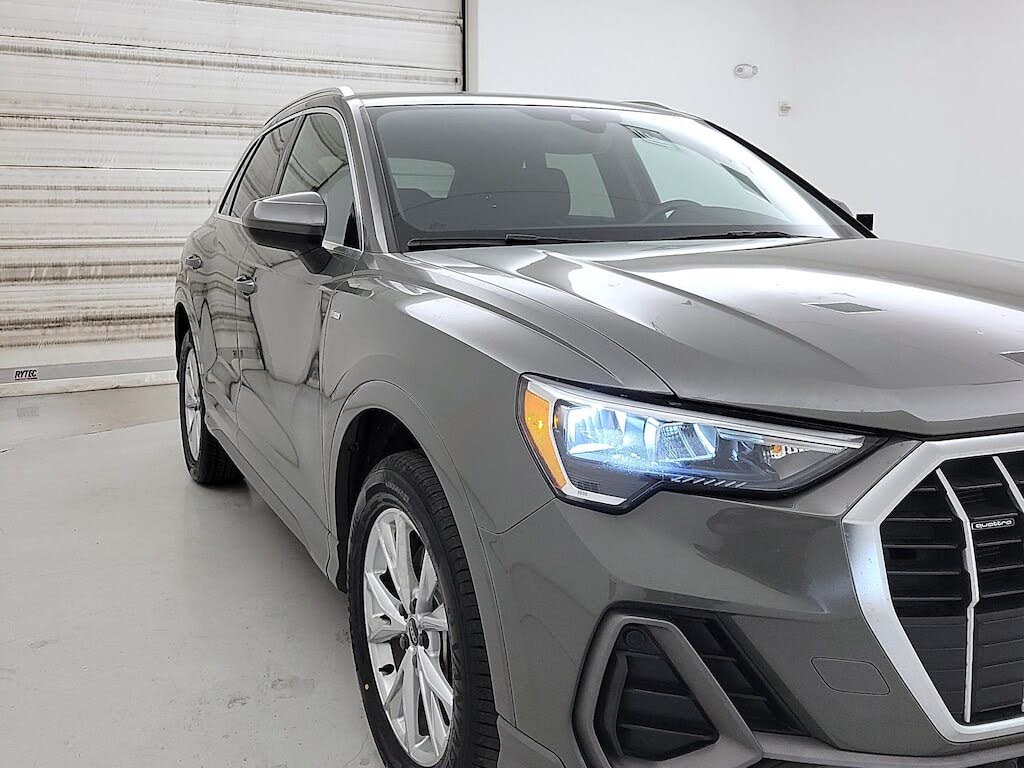 2022 Audi Q3 quattro Premium S Line 45 TFSI