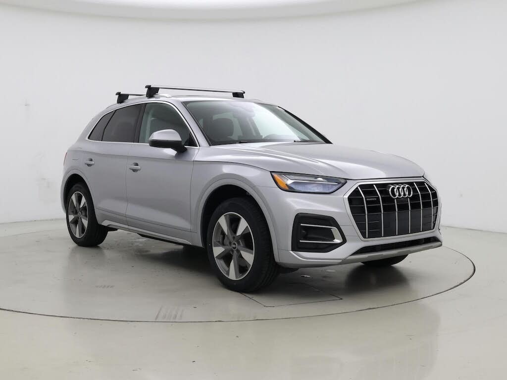 2022 Audi Q5 quattro Premium Plus 40 TFSI