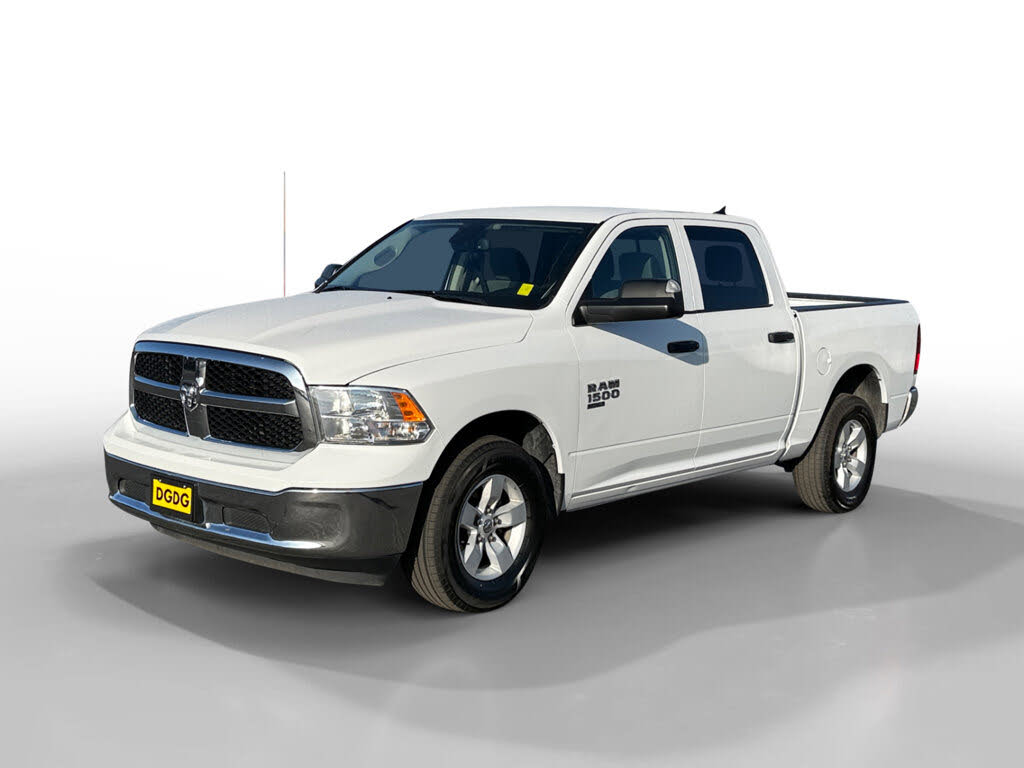 2023 RAM 1500 Classic SLT Crew Cab 4WD