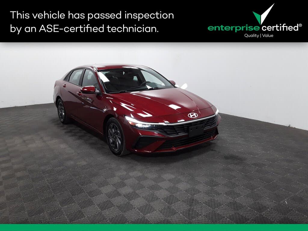 2024 Hyundai Elantra SEL FWD